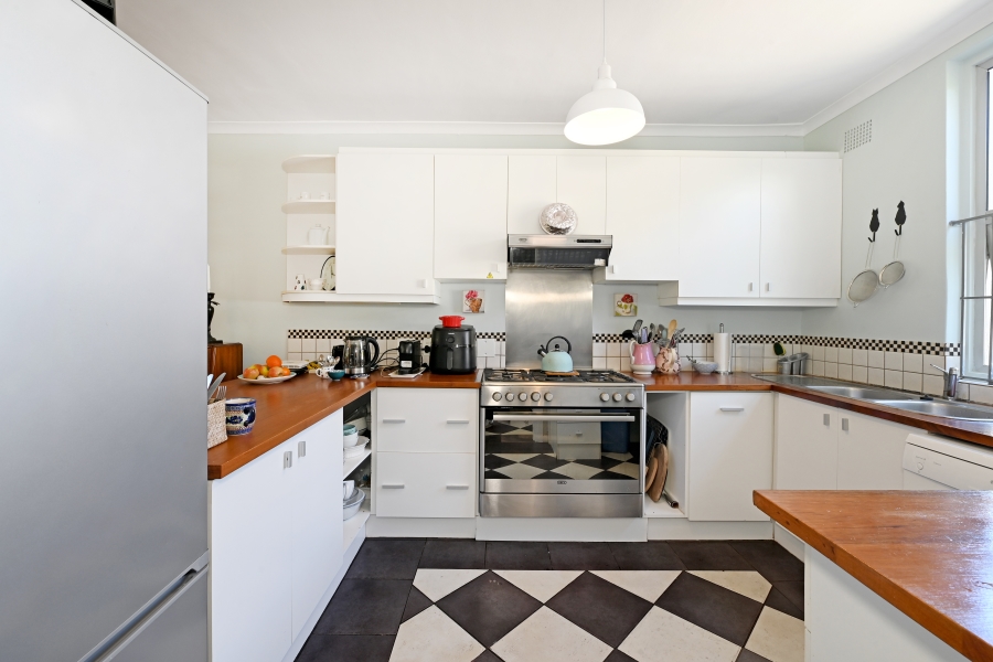 To Let 3 Bedroom Property for Rent in Newlands Western Cape